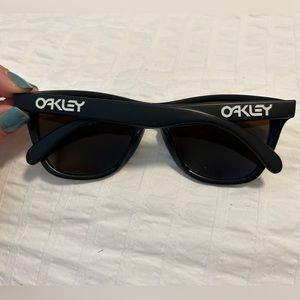 Oakley reflective black sunglasses